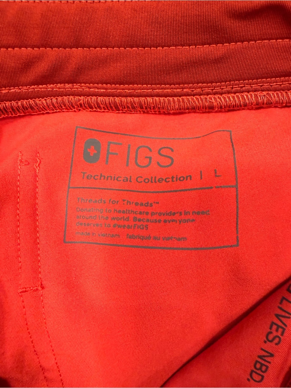 FIGS Clay Scrub Set - Women’s Large Catarina & Large RW Zamora - Picture 9 of 11